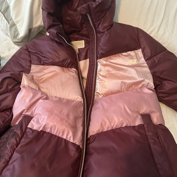 Metallic Gold Puffer Jacket - Picture 2 of 2